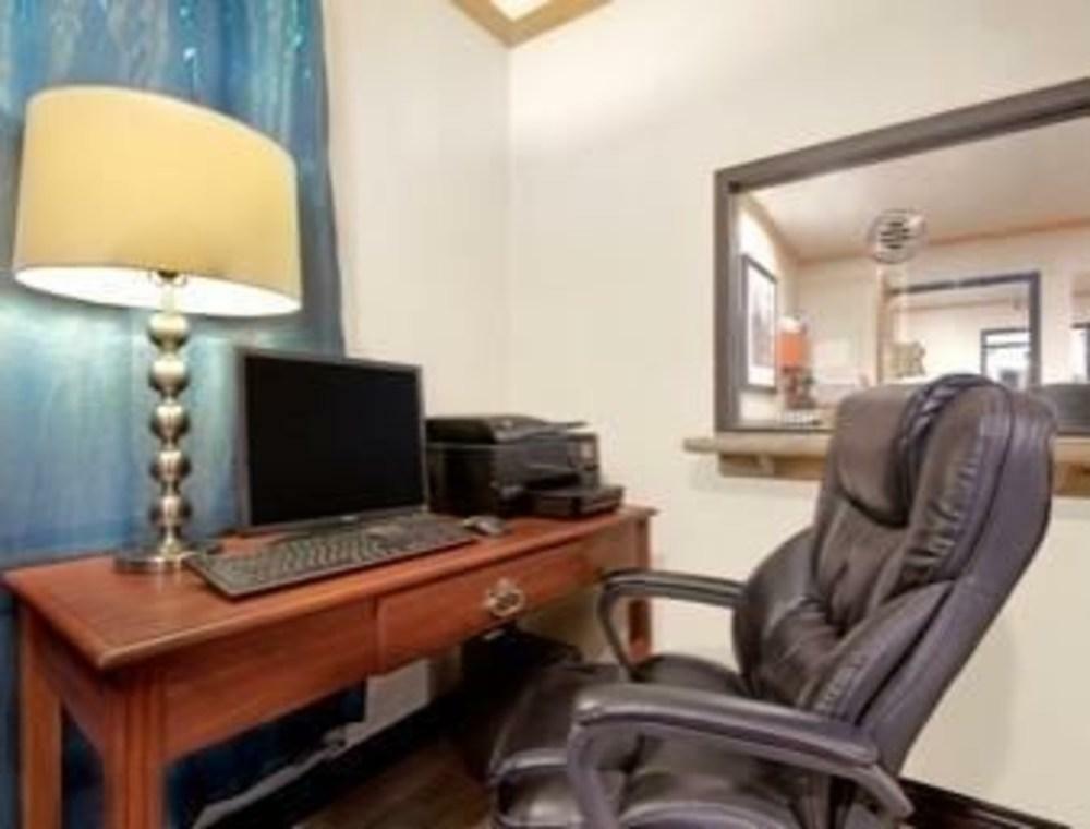 Super 8 By Wyndham Tucumcari Hotel Ngoại thất bức ảnh
